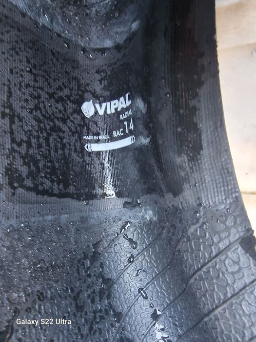 275 35 19 Pirelli DOT 23 2бр Замъка Ямбол
