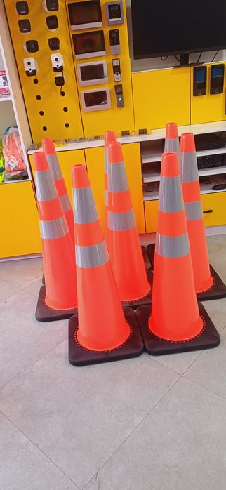 Parking konus toʻsiqlar. Паркинг конус тўсиқлар