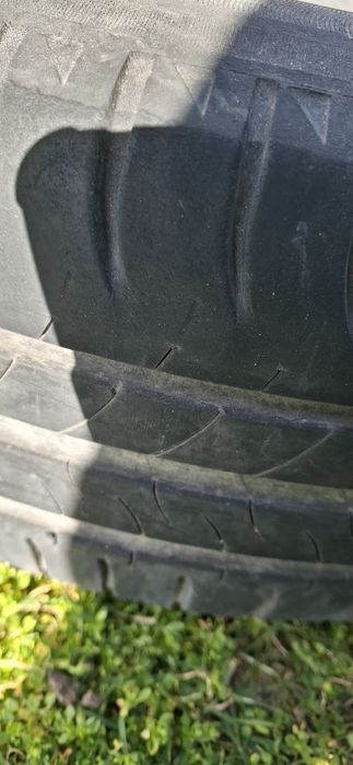 Vând urgent jante cu anvelope de vară ford focus 2