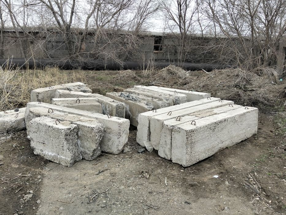 Продаю блоки фундаментные