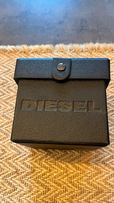 Ceas bărbătesc Diesel Mega Chief DZ4496 Gold