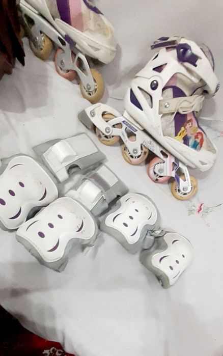 Киз болалар ролики сотилади