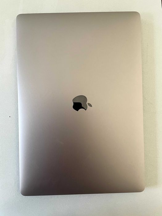 MacBook Pro 16" 2019 i9 8-Core 32/512 Radeon Pro