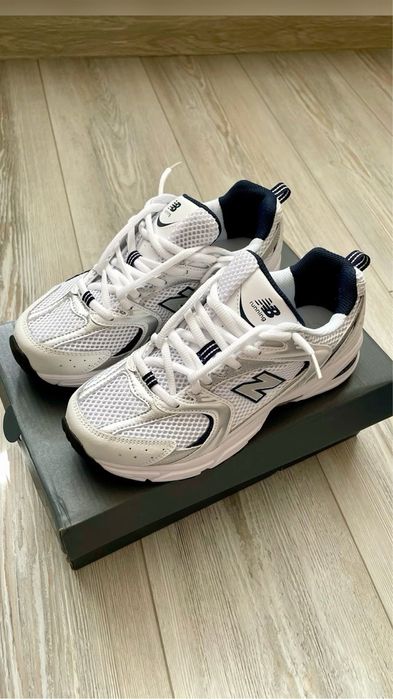Продам кроввовки new Balance