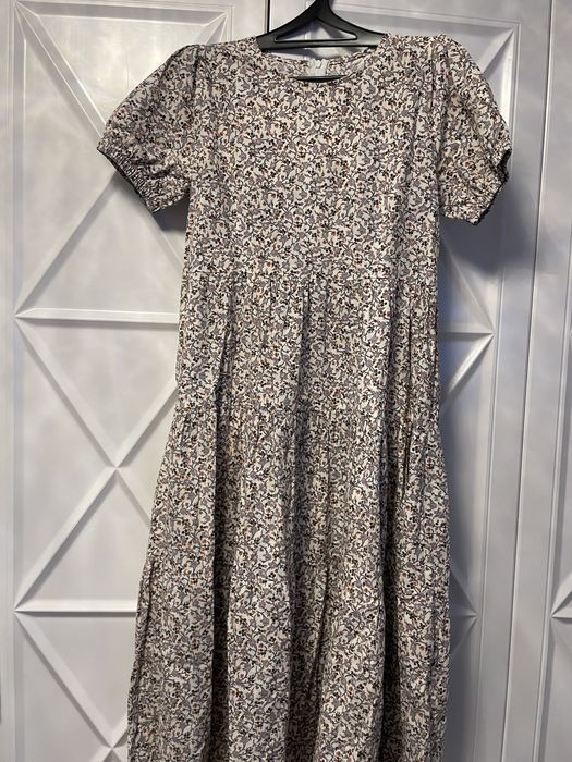 Платья, женская одежда