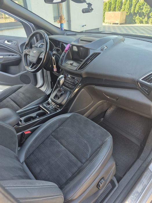 Ford Kuga 2017 proprietar 4x4