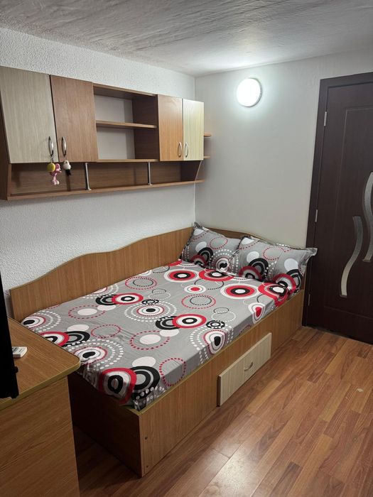 Inchiriez garsoniera