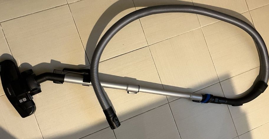 Aspirator fara sac Philips PowerPro Compact Cyclone 5