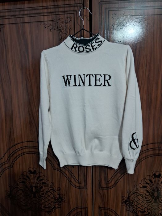 Джемпер кофта все почти новие