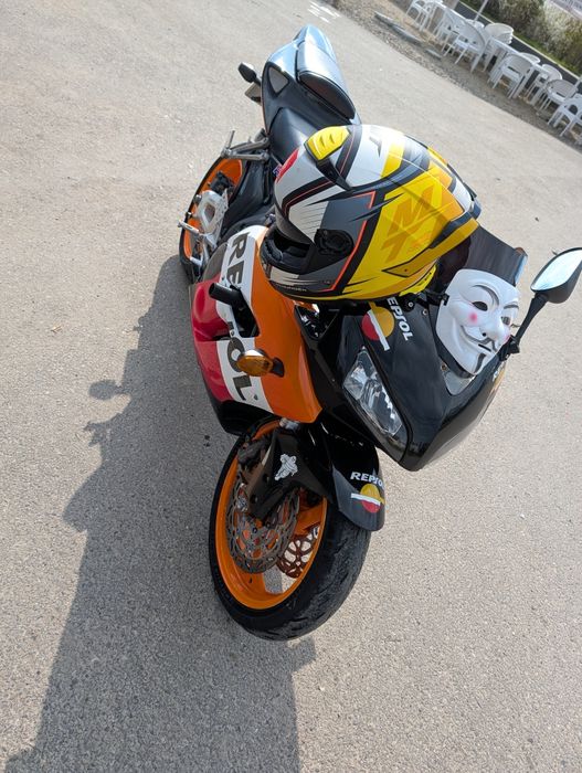 Honda cbr 1000rr
