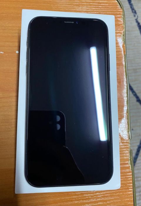 Айфон 11 и XR продается