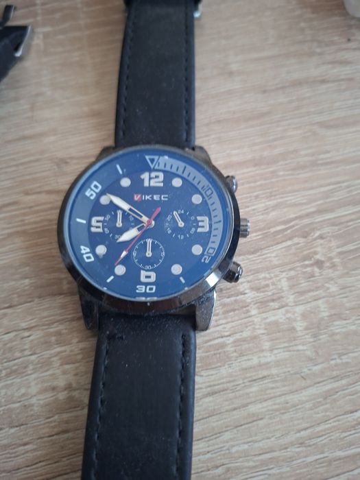 Ръчен часовник 2броя