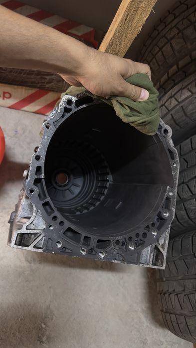 Короб АКПП мерседес S221