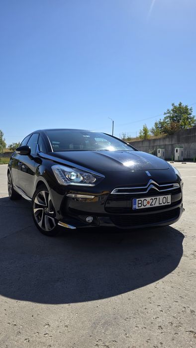 CITROËN DS5 2.0 HDi 163 CP • FULL Leather • 19” • Navigație • Climă • Eleganță & Confort