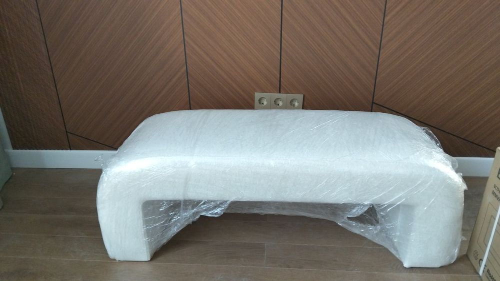 Продам новую банкетку