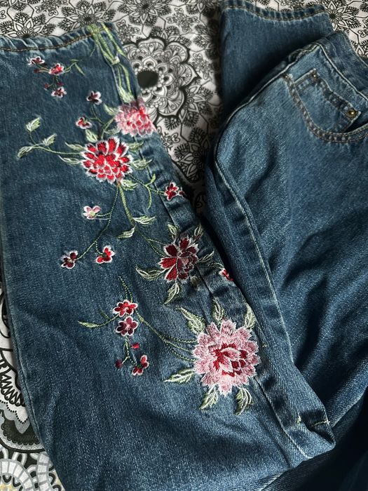 Джинсы 36 размера момс