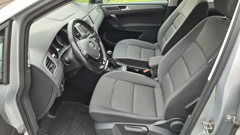 VW GOLF 7 SPORTSVAN 2.0 TDI 150 CP EURO 6 fără ad blue