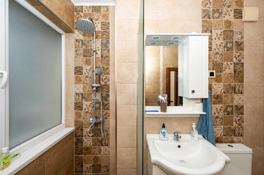 Продава се Двустаен апартамент в Пловдив, Изгрев - 63 кв.м за 1302 €/кв.м - Снимка #5