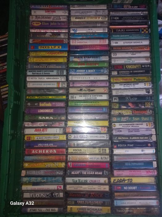 casete audio pop rock Queen,Enya,Sinatra,Dire Straits,Vangelis,Beatles