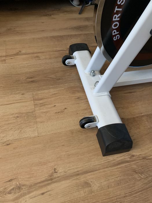 Bicicletă fitness / spinning – stare nouă, foarte puțin folosită