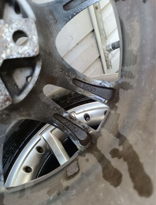 Диски на Мерседес R16