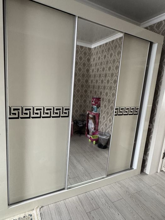 Шкаф раздвижные двери