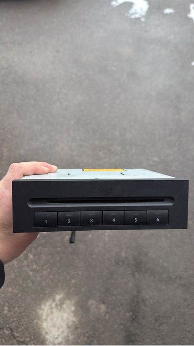 Продам сд чейнджер на 211 мерседес