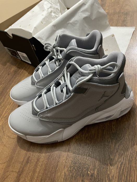 Jordan Max Aura 4