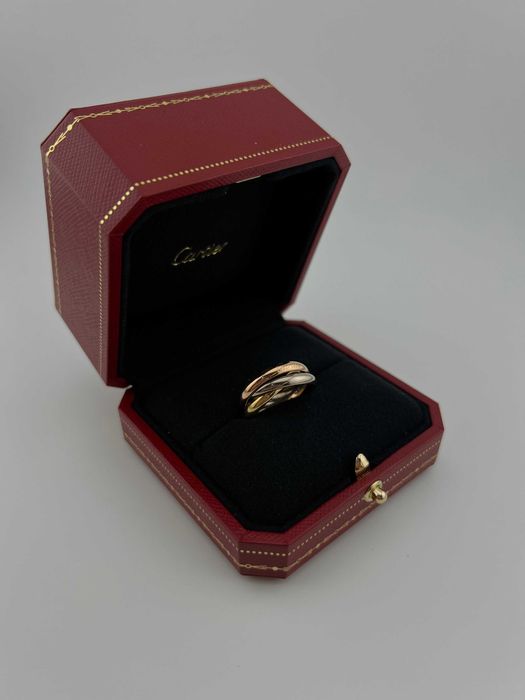 Кольцо Cartier Trinity
