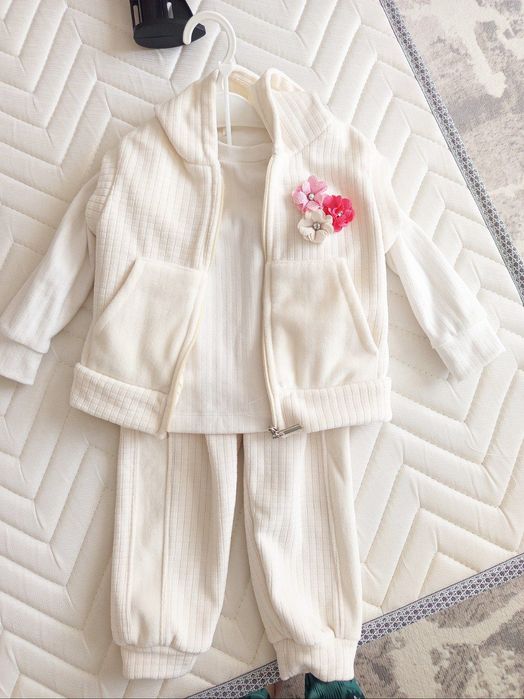 Detskiy troyka qiz bolalar uchun