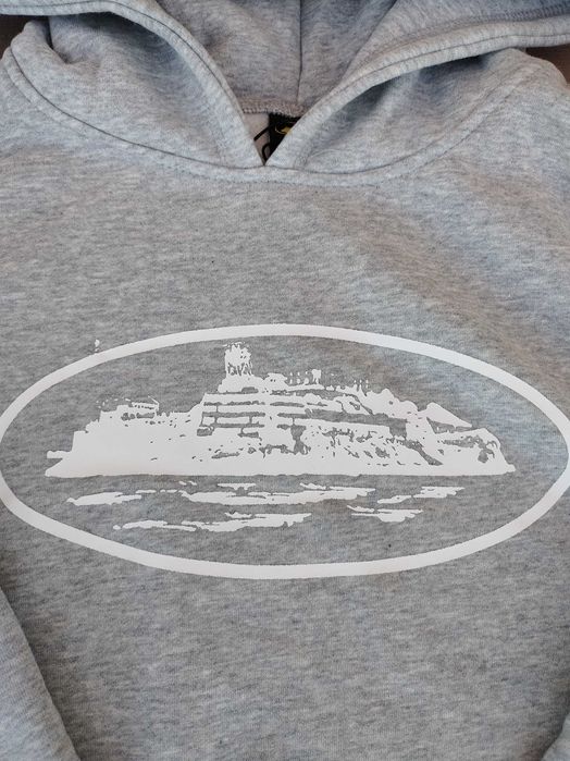 Corteiz сив суичер