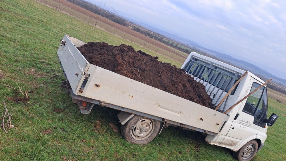 Vând gunoi de grajd putred