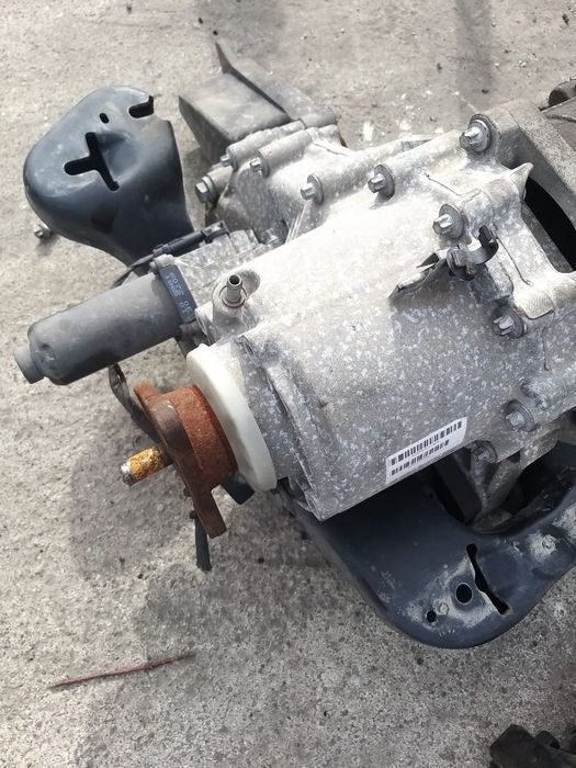 Cutie de Transfer cod: 8473221500 pentru Bmw X3 (E83) 2.0 D din 2006