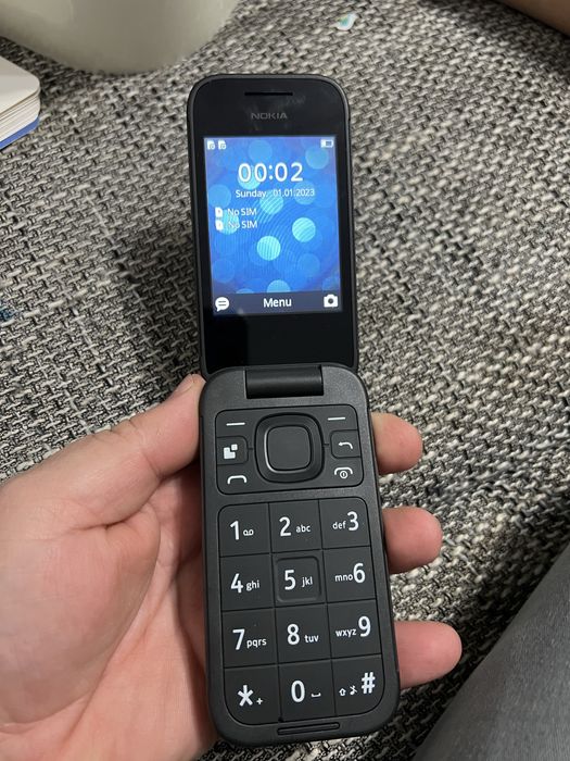 Nokia 2660 Flip – Ca nou – Cu încărcător