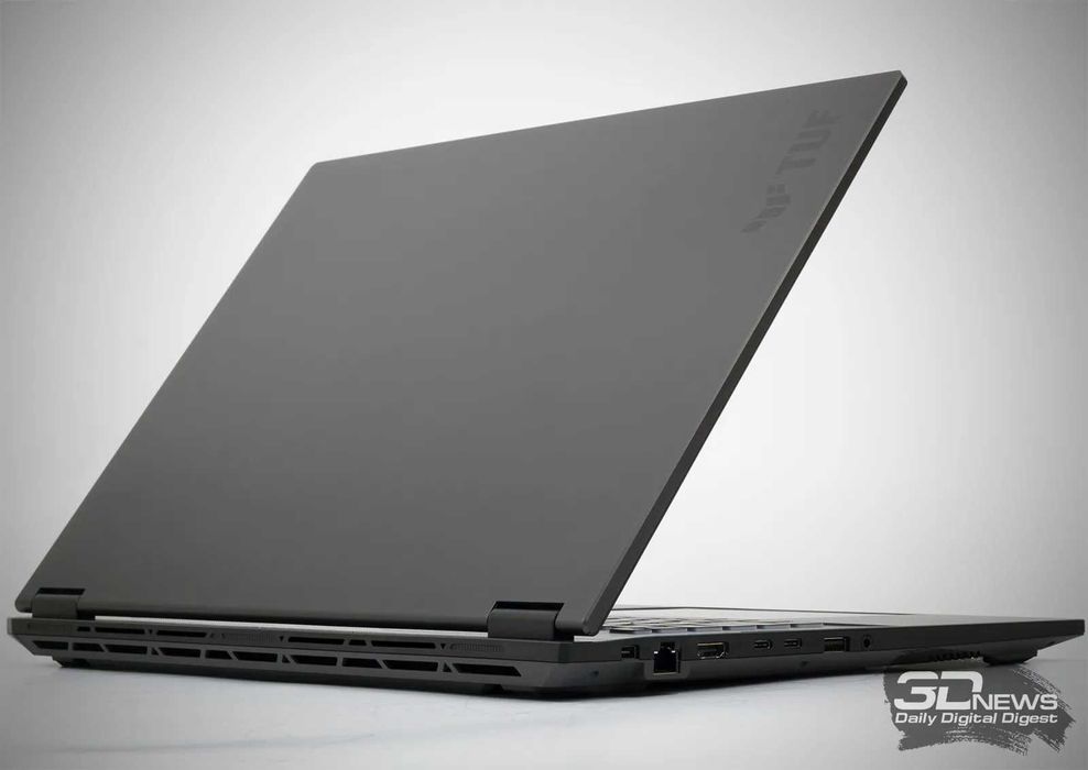 Asus TUF A18 AMD R7 260 DDR5 16GB SSD 512GB RTX5060 18'0 WUXGA 144Hz