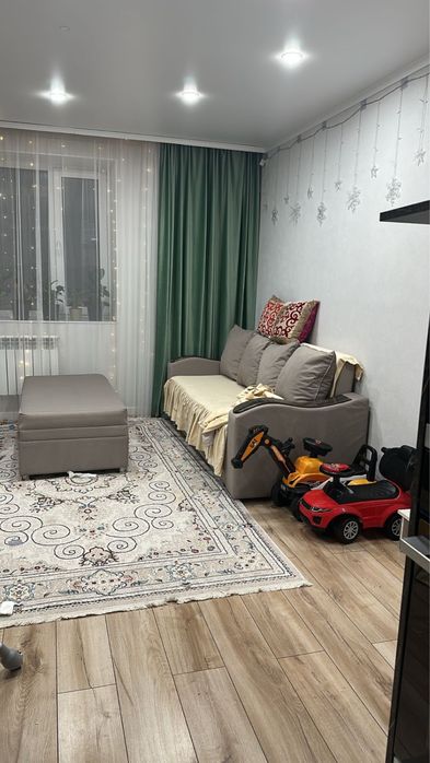 Продам Диван угловой