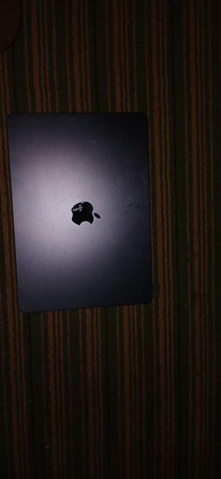 Macbook air m2 16ga256