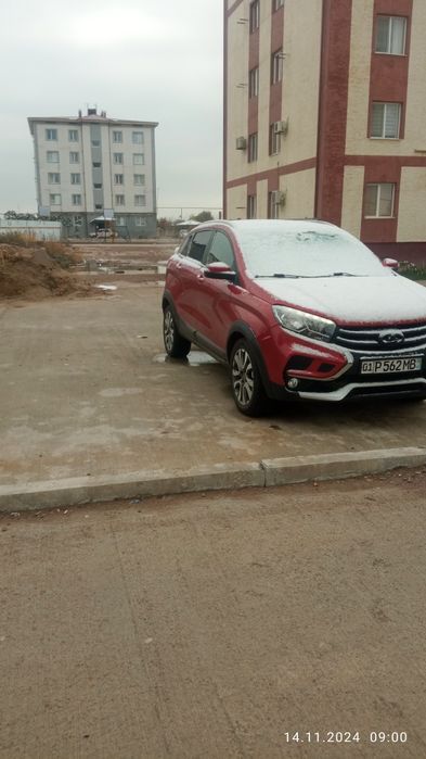 Аренда Lada X-RAY cross 2019 люкс