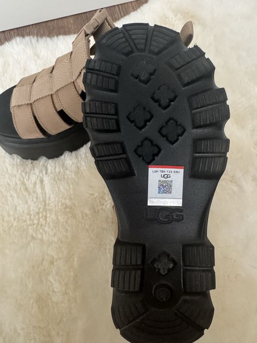 Дамски масивни  сандали