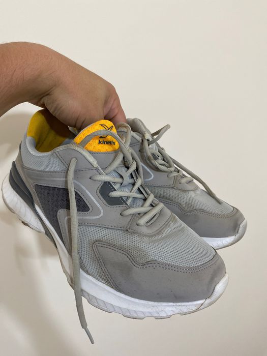 Кроссовки Кинетикс