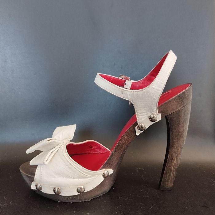 100 ЛВ   Cesare Pacciotti оригинални от естествена кожа питон