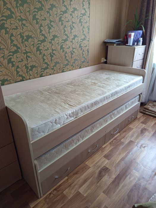 Кровать подростковая