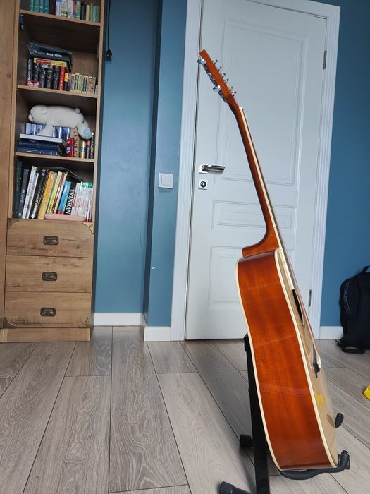 Акустическая гитара Adagio