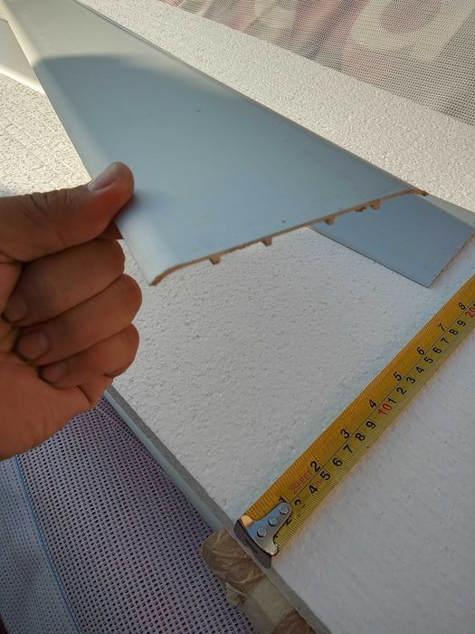 Продавам преходни алуминиеви лайсни