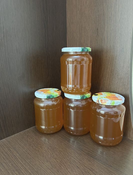 Miere naturală de vânzare