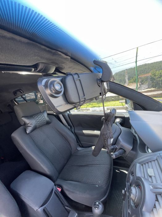 Рено меган 1.5 dci  с камера предна задна обслужено  1300евро