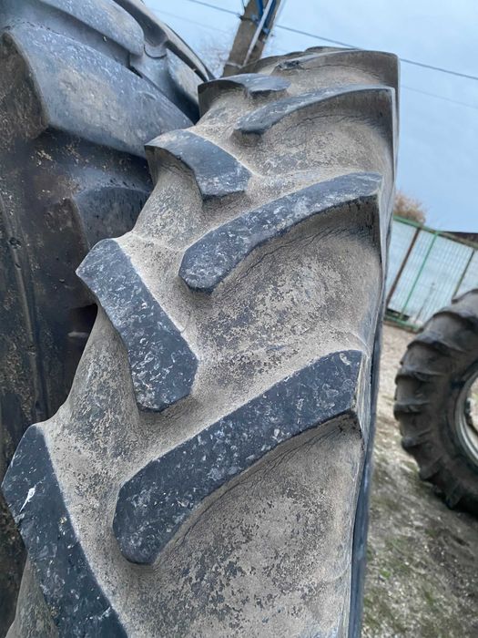 Anvelope inguste de tractor 11.2 R48 Alliance