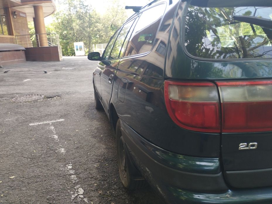 Toyota carina e девяносто второй год