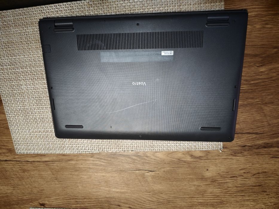 Dell Vostro 15 3530