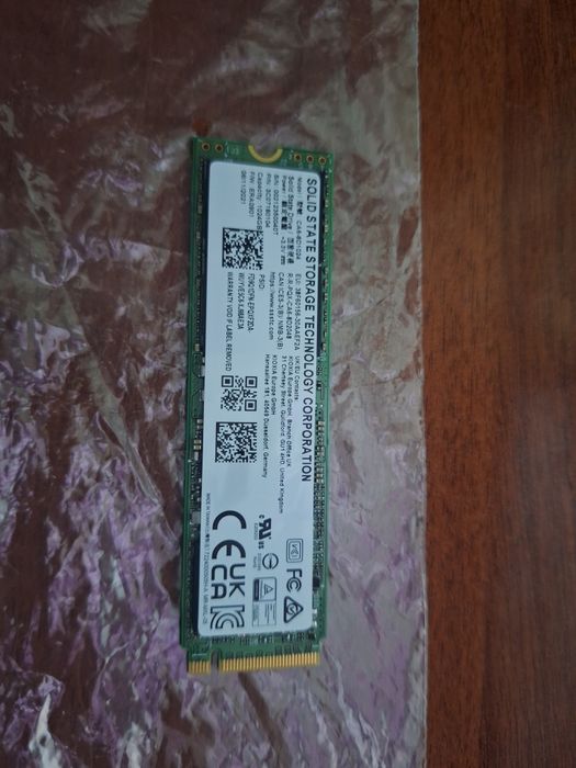 ssd m2 1tb снятый с razer blade